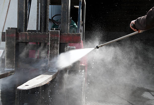 Professional Pressure Washing Services in Bakersfield, CA